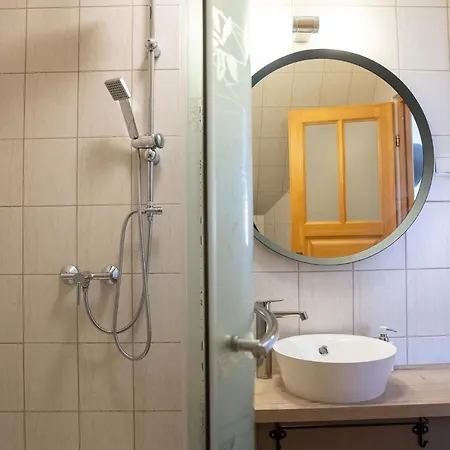 Vendégház Mézes és Apiterápiás Központ