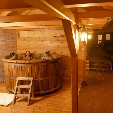 Mezes Vendeghaz Es Apiterapias Koezpont Guest house 4*