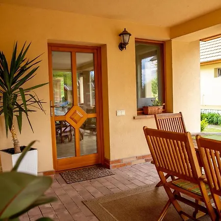 Guest house Mezes Vendeghaz Es Apiterapias Koezpont Vizsoly